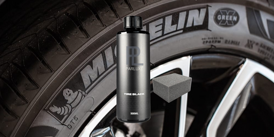 Zo maak je je autobanden weer diepzwart en brandschoon – met Wheel Shine & Tire Black
